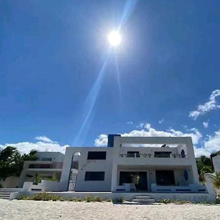 Don Lalo, Family Villa With Sandy Beach At Your Feet. Progreso  Kültér fotó
