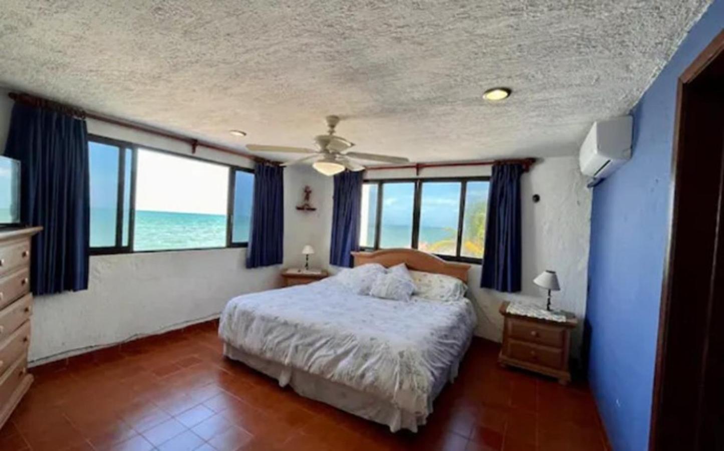 Don Lalo, Family Villa With Sandy Beach At Your Feet. Progreso  Kültér fotó